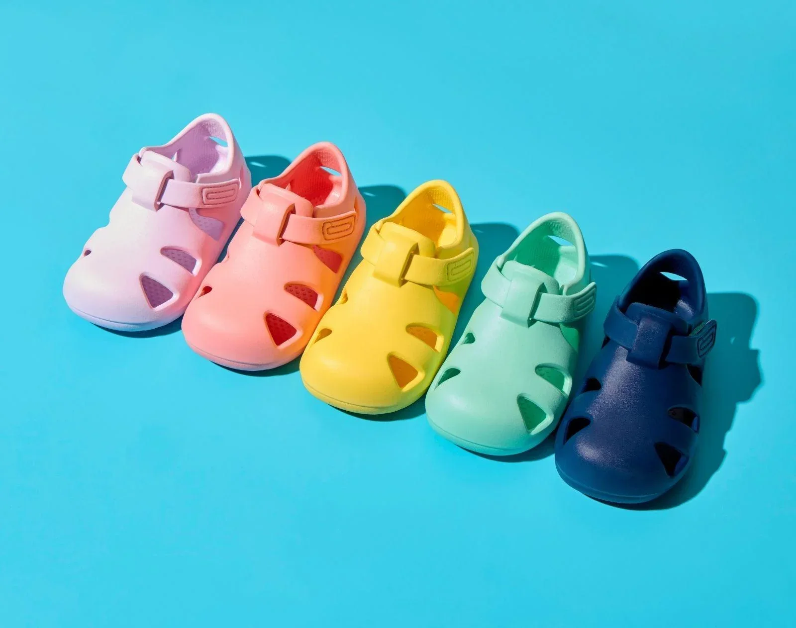 Splash Sandals - Image 24